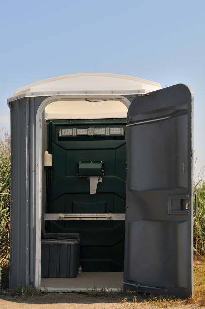 Best Sanitation services for porta potties  in Vienna, IL